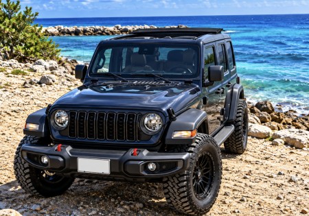 Jeep Wrangler Sahara Cabrio met elektrisch Sunroof Unlimited 